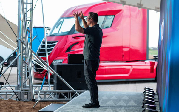 Hãng Xe Điện Mới Nổi Có Vốn Hóa Cao Hơn Cả Ford Hãng Xe Điện Mới Nổi Có Vốn Hóa Cao Hơn Cả Ford